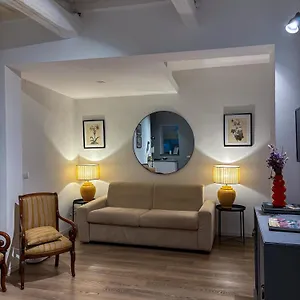 A Due Passi Da Ponte Vecchio Apartment